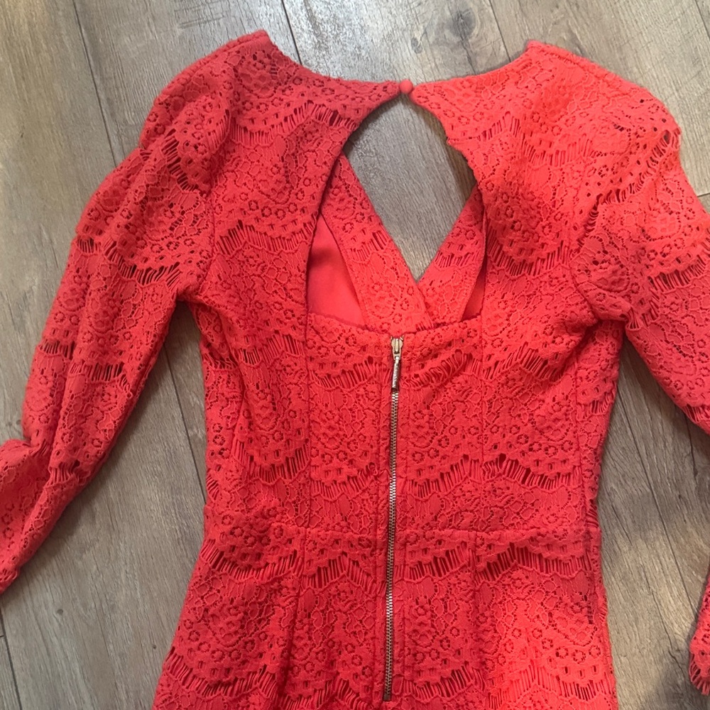 Guess Vibrant Lace Dress - Picture 3 of 3
